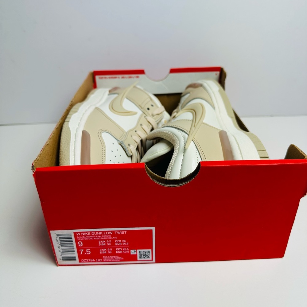 Nike Dunk Low Twist SandDrift DZ2794 102 - Picture 7 of 8